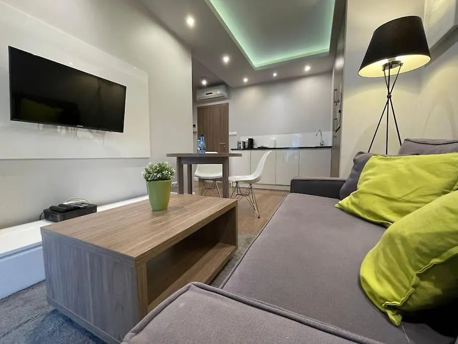 Oxygen Charming Studio Warsaw Apartment